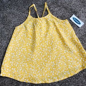 OLD NAVY  baby girl T Shirt 18-24 months/ Mustard yellow and white flowers NWT.